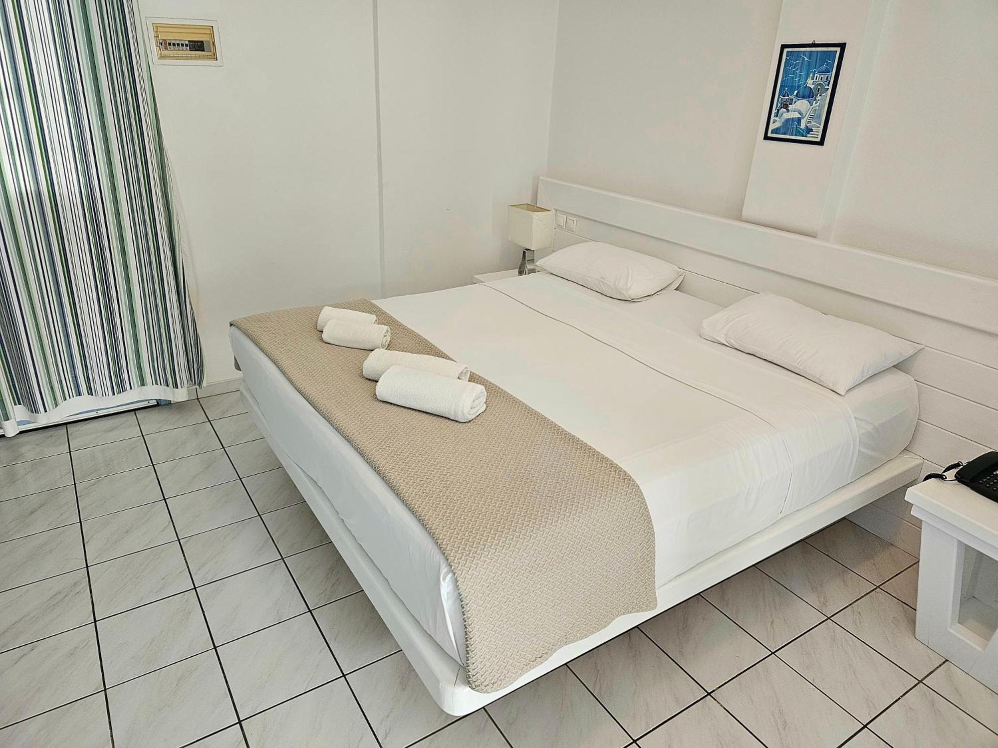 Meltemi Village Hotel Периса Екстериор снимка